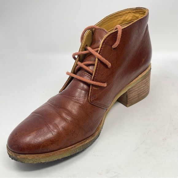 Clarks Originals Booties Womens 7.5 Brown Leather Block Heeled Chukka Lace Up - Picture 9 of 16